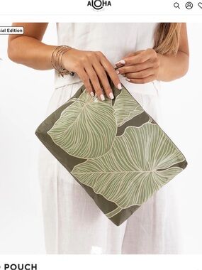 ALOHA Collection Brand New With Tags Mid Launui Pouch Glow/Olive